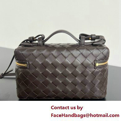 Bottega Veneta Intrecciato leather BANG BANG vanity case KAKI 2025