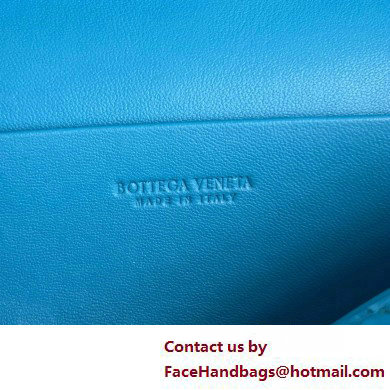 Bottega Veneta Intrecciato leather BANG BANG vanity case LAKE BLUE 2025