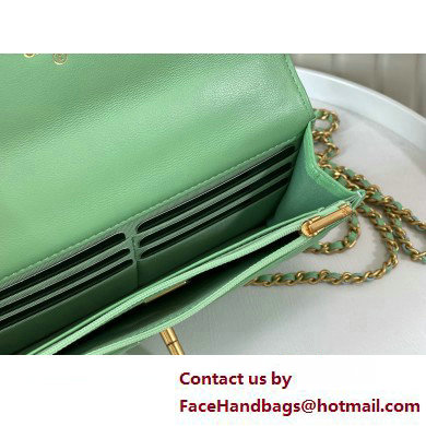 CHANEL GREEN Wallet on Chain IN Shiny Lambskin AP3944 2025