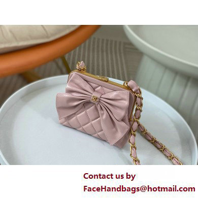 Chanel Clutch with Chain AP4028 pink 2025