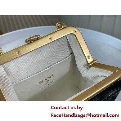 Chanel Clutch with Chain AP4028 white/black 2025