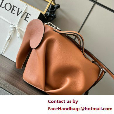 LOEWE Large Elephant bag in classic calfskin Tan 2025