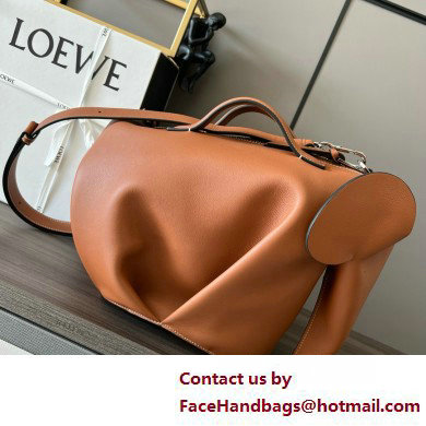 LOEWE Large Elephant bag in classic calfskin Tan 2025