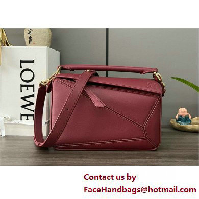 LOEWE Small Puzzle bag in in classic calfskin burgundy 2025 - Click Image to Close