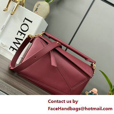 LOEWE Small Puzzle bag in in classic calfskin burgundy 2025