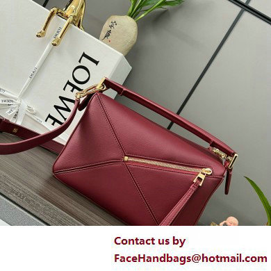 LOEWE Small Puzzle bag in in classic calfskin burgundy 2025