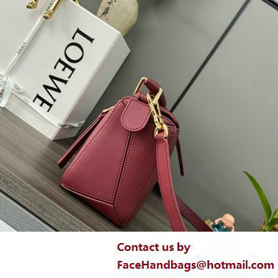 LOEWE Small Puzzle bag in in classic calfskin burgundy 2025