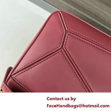 LOEWE Small Puzzle bag in in classic calfskin burgundy 2025