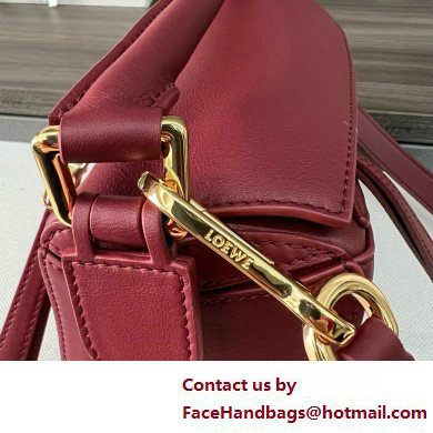 LOEWE Small Puzzle bag in in classic calfskin burgundy 2025