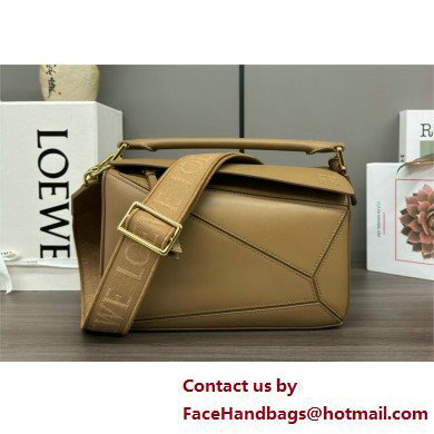 LOEWE Small Puzzle bag insatin calfskin clay green 2025