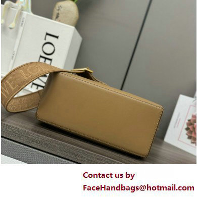 LOEWE Small Puzzle bag insatin calfskin clay green 2025