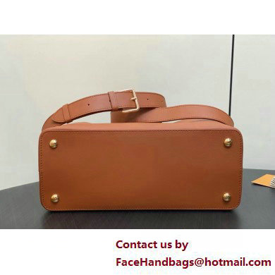 LOUIS VUITTON Capucines GM Souple M24879 Cognac 2025