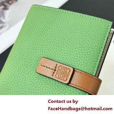 Loewe Medium vertical wallet in soft grained calfskin Green