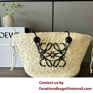 Loewe Small Anagram Basket bag in iraca palm and calfskin Natural/Black 2025