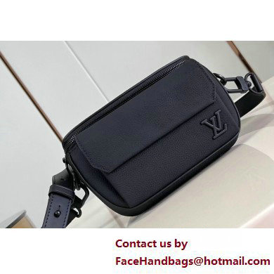 Louis Vuitton Cowhide leather Pilot Wearable Wallet Bag M83563 Black 2025