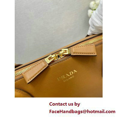 PRADA Large leather tote bag with zipper closure 1BG506 CARAMEL 2025