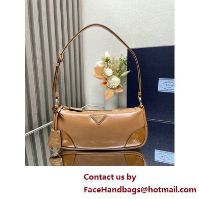 Prada Re-Edition 2002 small leather shoulder bag 1BC201 Caramel 2025