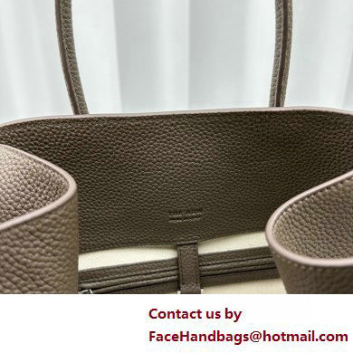 THE ROW MARGAUX 15 BAG IN grained LEATHER etoupe 2025