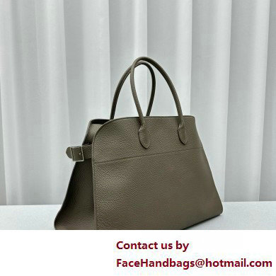 THE ROW MARGAUX 17 BAG IN GRAINED LEATHER ETOUPE 2025