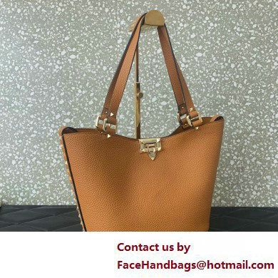 Valentino Garavani Rockstud Leather Tote TAN 2025 - Click Image to Close