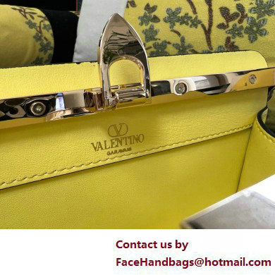 Valentino Rockstud Clutch Bag In Calfskin Yellow 2025