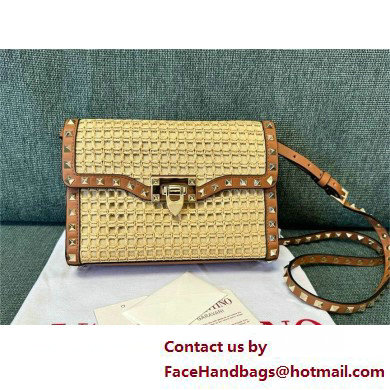 Valentino SMALL ROCKSTUD SHOULDER BAG IN WOVEN RAFFIANATURAL/ALMOND 2025