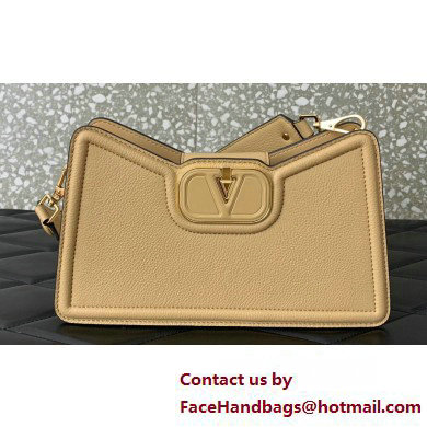 Valentino VLogo Leather shoulder bag in grainy calfskin Beige 2025