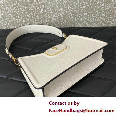 Valentino VLogo Leather shoulder bag in grainy calfskin White 2025