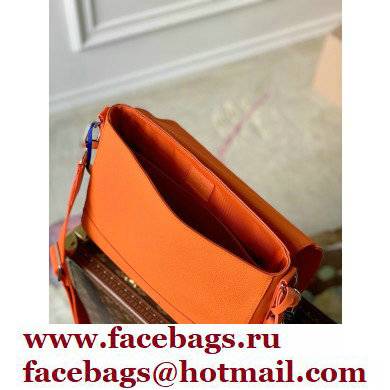 Louis Vuitton Aerogram leather New Messenger Bag Orange