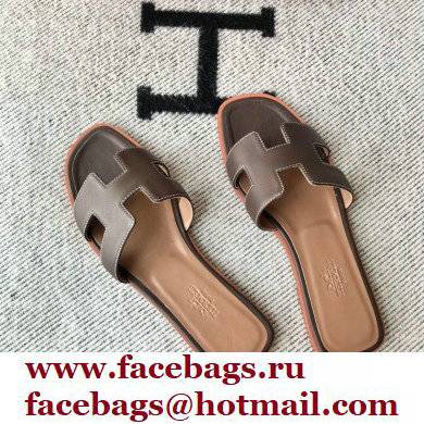 Hermes Oran Flat Sandals in Swift Box Calfskin 44