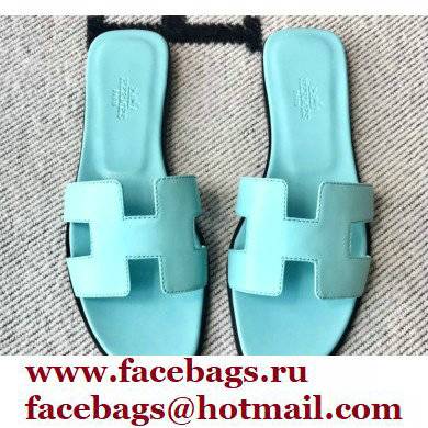 Hermes Oran Flat Sandals in Swift Box Calfskin 45