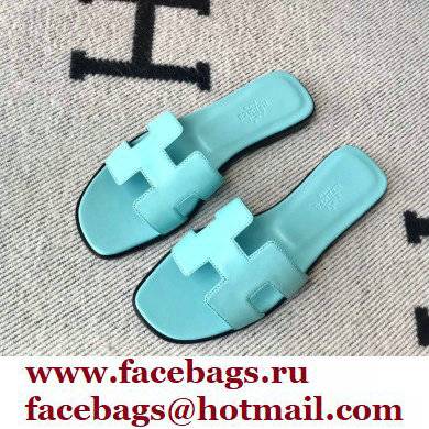 Hermes Oran Flat Sandals in Swift Box Calfskin 45