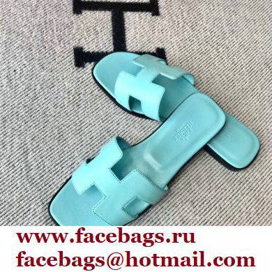 Hermes Oran Flat Sandals in Swift Box Calfskin 45