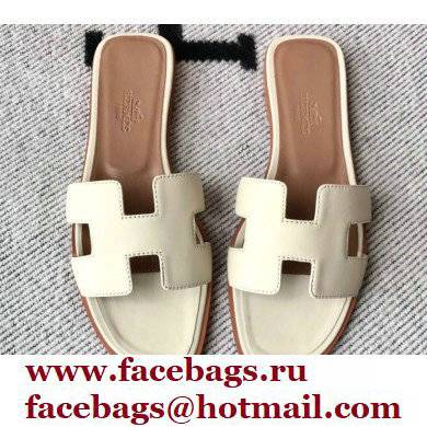 Hermes Oran Flat Sandals in Swift Box Calfskin 51