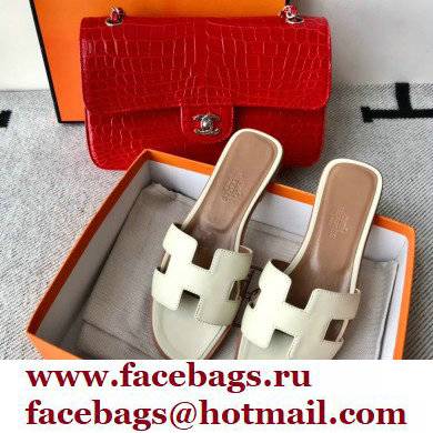 Hermes Oran Flat Sandals in Swift Box Calfskin 51