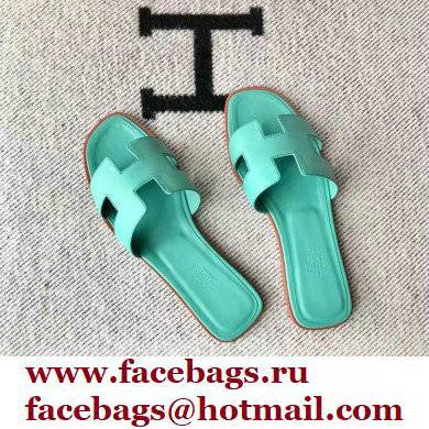 Hermes Oran Flat Sandals in Swift Box Calfskin 53