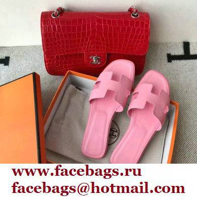 Hermes Oran Flat Sandals in Swift Box Calfskin 71