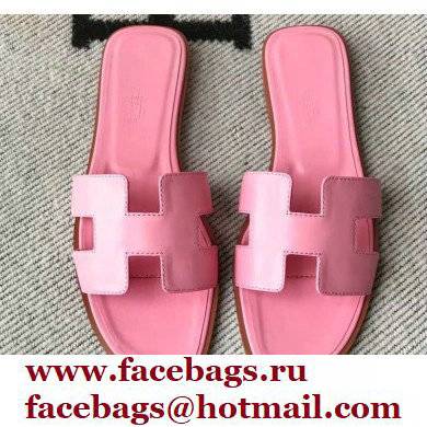 Hermes Oran Flat Sandals in Swift Box Calfskin 72