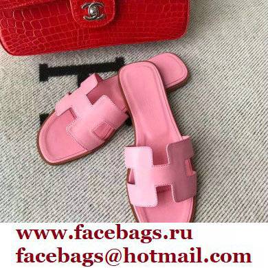 Hermes Oran Flat Sandals in Swift Box Calfskin 72