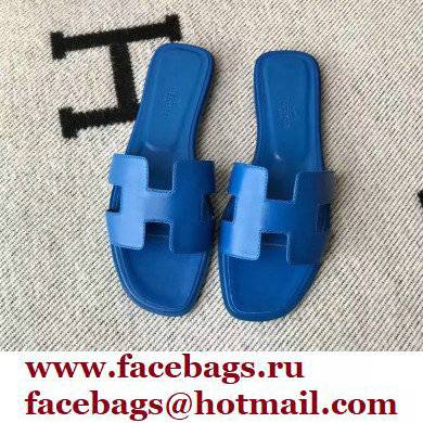 Hermes Oran Flat Sandals in Swift Box Calfskin 73