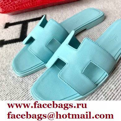 Hermes Oran Flat Sandals in Swift Box Calfskin 78