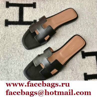 Hermes Oran Flat Sandals in Swift Box Calfskin 80