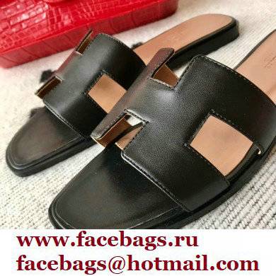 Hermes Oran Flat Sandals in Swift Box Calfskin 80