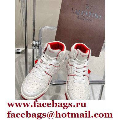 Valentino Mid-Top ONE STUD Sneakers 04 2022