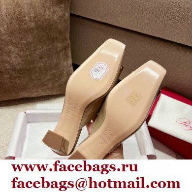 Roger Vivier Heel 2.5cm/4.5cm Belle Vivier Metal Buckle Mules in Patent Leather Beige