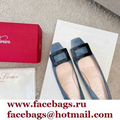 Roger Vivier Heel 4.5cm Stone Buckle Pumps in Suede Gray