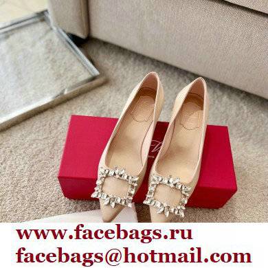 Roger Vivier Heel 4.5cm Strass Buckle Pumps in Satin Beige