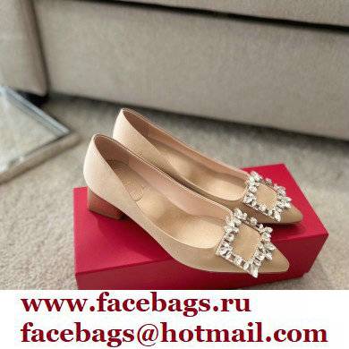 Roger Vivier Heel 4.5cm Strass Buckle Pumps in Satin Beige